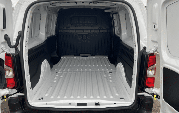 peugeot-partner-xl-diesel-130ch-automatique - 172454686