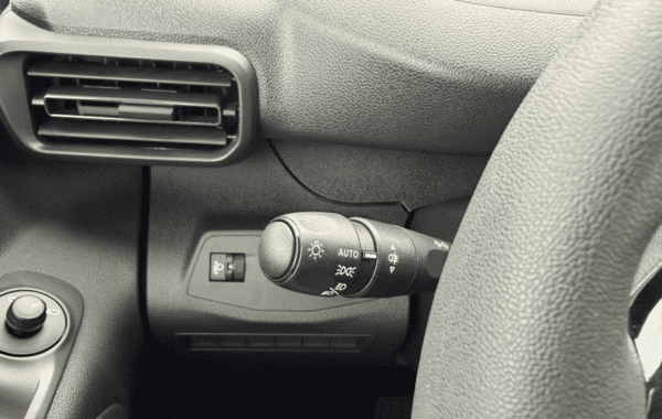 peugeot-partner-xl-diesel-130ch-automatique - 172464686