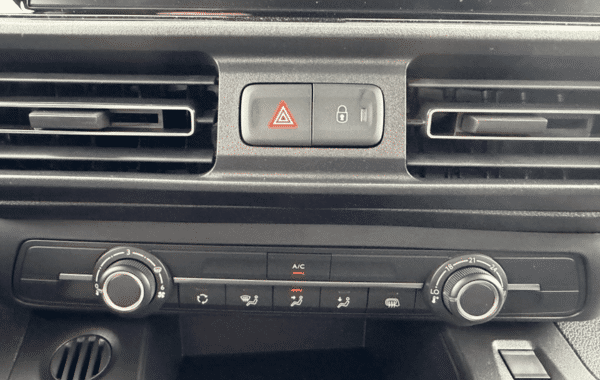 peugeot-partner-xl-diesel-130ch-automatique - 172464686