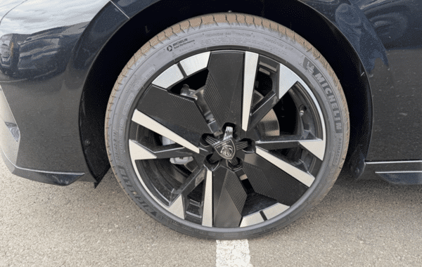 peugeot-308-sw-1-5-bluehdi-130ch-s-s-gt-eat8 - 172804686