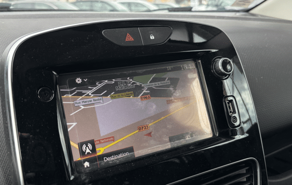 renault-clio-iv-1-2-16v-75ch-limited-5p - 173184686