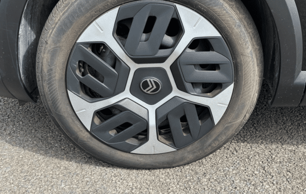 citroen-c4-1-2-hybride-145ch-plus-e-dcs6 - 173244686