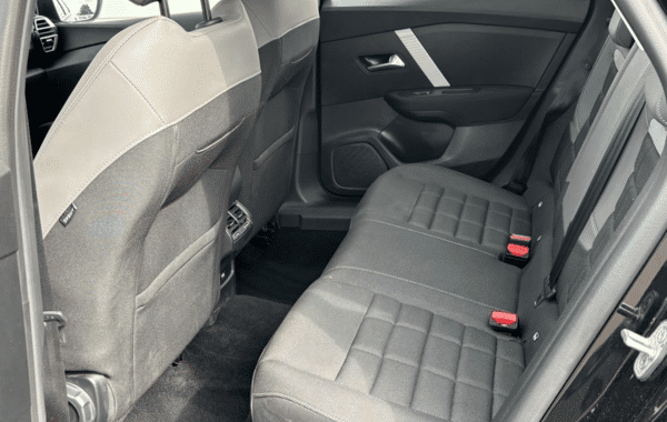 citroen-c4-1-2-hybride-145ch-plus-e-dcs6 - 173244686