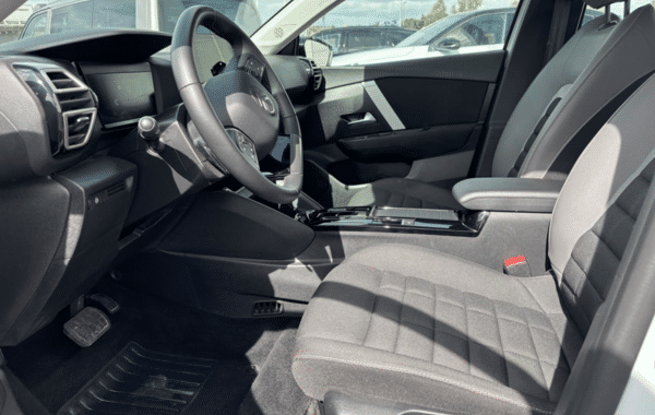 citroen-c4-1-2-hybride-145ch-plus-e-dcs6 - 173254686