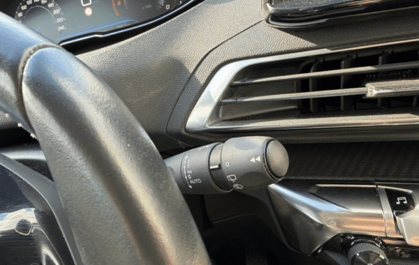 peugeot-3008-1-5-bluehdi-130ch-s-s-active-business-eat8 - 173454686