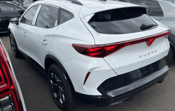 cupra-formentor-1-5-etsi-hybrid-150ch-v-dsg7 - 173484686