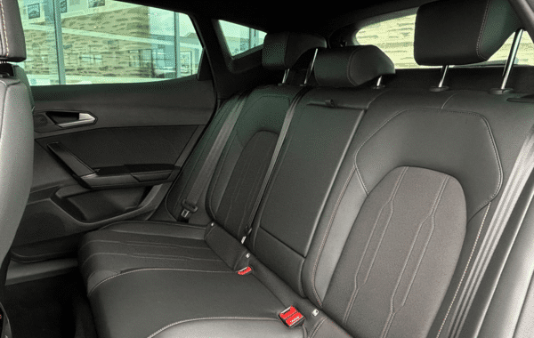 cupra-formentor-1-5-etsi-hybrid-150ch-v-dsg7 - 173514686