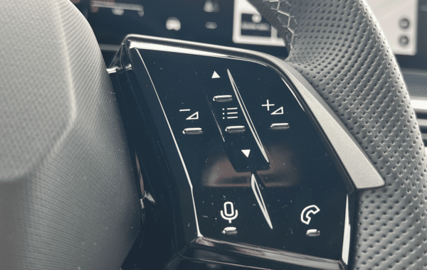 peugeot-3008-1-2-hybrid-145ch-gt-e-dcs6 - 173544686