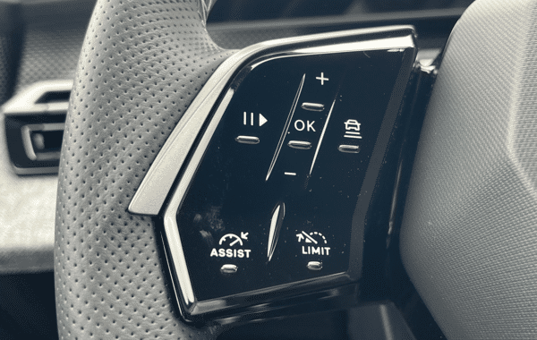 peugeot-3008-1-2-hybrid-145ch-gt-e-dcs6 - 173554686