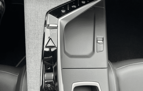 peugeot-3008-1-2-hybrid-145ch-gt-e-dcs6 - 173554686