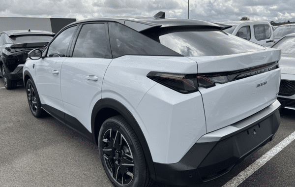peugeot-3008-1-2-hybrid-145ch-gt-e-dcs6 - 173564686
