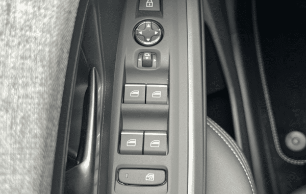 peugeot-3008-1-2-hybrid-145ch-gt-e-dcs6 - 173564686