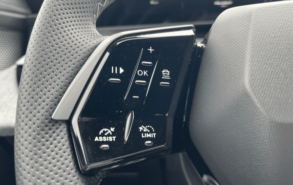 peugeot-3008-1-2-hybrid-145ch-gt-e-dcs6 - 173564686