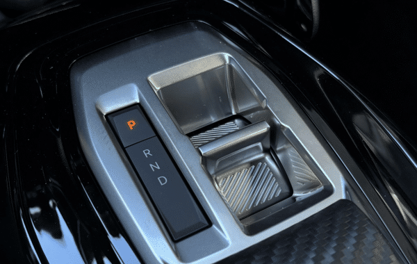 peugeot-2008-1-2-hybrid-145ch-gt-e-dcs6 - 173604686
