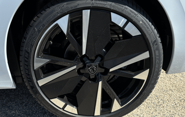 peugeot-308-1-5-bluehdi-130ch-s-s-gt-eat8 - 173874686