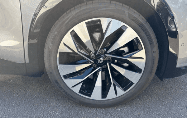 renault-rafale-1-2-e-tech-full-hybrid-200ch-techno-26 - 173904686