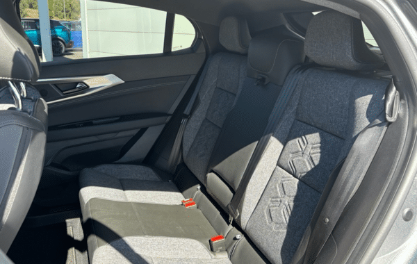 renault-rafale-1-2-e-tech-full-hybrid-200ch-techno-26 - 173904686