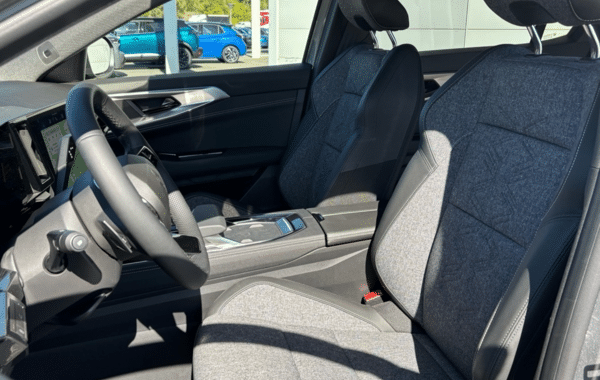 renault-rafale-1-2-e-tech-full-hybrid-200ch-techno-26 - 173904686
