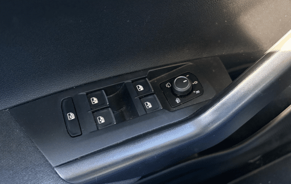 volkswagen-taigo-1-0-tsi-110ch-style-dsg7 - 174144686