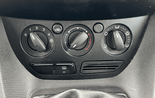 ford-tourneo-connect-1-5-td-100ch-ambiente-euro6 - 174394686