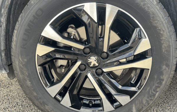 peugeot-2008-1-5-bluehdi-130ch-s-s-allure-eat8 - 174474686