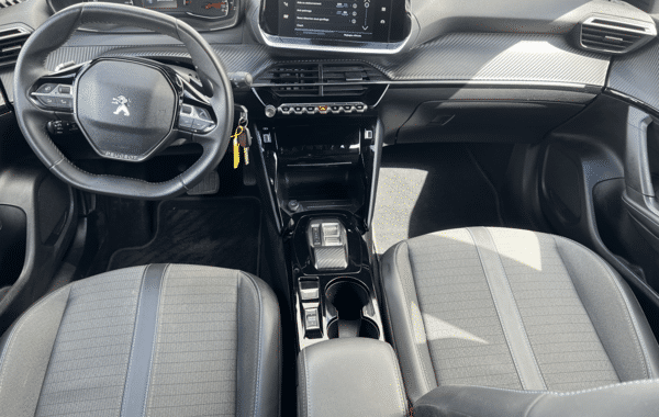 peugeot-2008-1-5-bluehdi-130ch-s-s-allure-eat8 - 174474686
