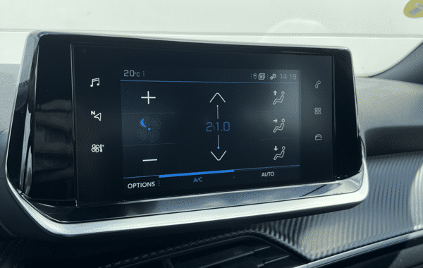 peugeot-2008-1-5-bluehdi-130ch-s-s-allure-eat8 - 174474686