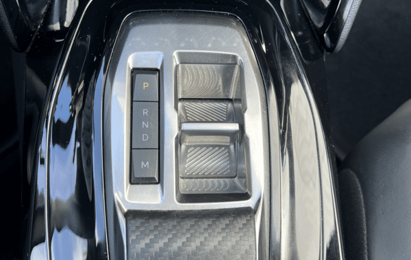 peugeot-2008-1-5-bluehdi-130ch-s-s-allure-eat8 - 174474686