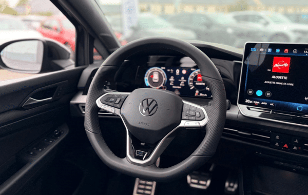 volkswagen-golf-viii-2-0-tdi-150ch-r-line-dsg7 - 174974686