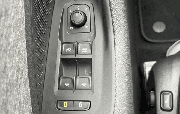 skoda-superb-combi-2-0-tdi-scr-150ch-selection-dsg7 - 175224686