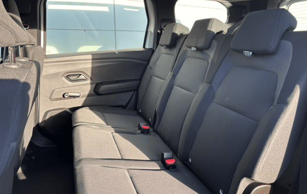 dacia-jogger-1-0-eco-g-100ch-essential-5-places - 175424686