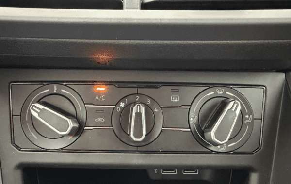 volkswagen-polo-1-0-tsi-95ch-iq-drive-euro6d-t - 175814686