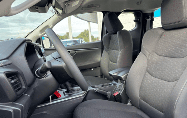 isuzu-d-max-2-2-ddi-164ch-evolution-space-a-t - 176044686