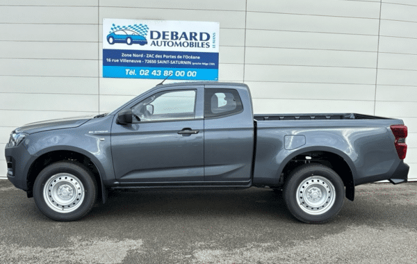 isuzu-d-max-2-2-ddi-164ch-b-strong-space-a-t - 176054686