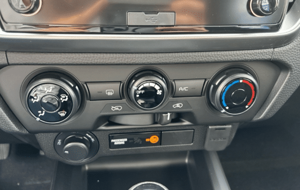 isuzu-d-max-2-2-ddi-164ch-evolution-space-a-t - 176104686