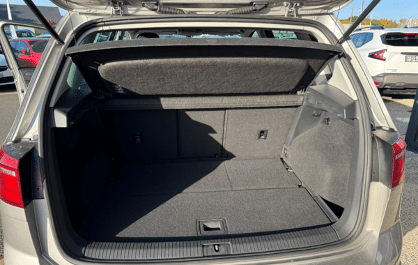 volkswagen-golf-sportsvan-1-4-tsi-125ch-bluemotion-technology-lounge-dsg7 - 176324686
