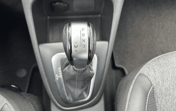 renault-captur-1-5-dci-90ch-energy-intens-edc - 176374686
