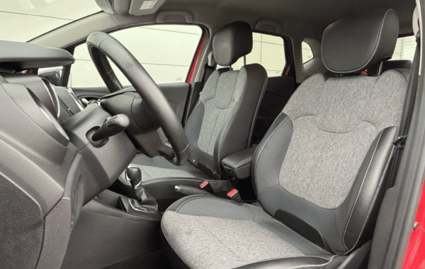 renault-captur-1-5-dci-90ch-energy-intens-edc - 176374686