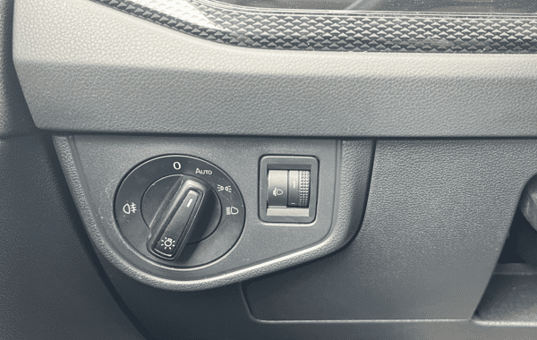volkswagen-taigo-1-0-tsi-110ch-life-plus-dsg7 - 176534686