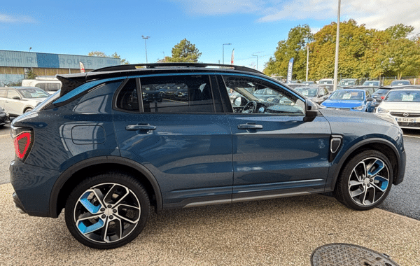 lynk-co-01-1-5-phev-261ch-dcth-7 - 176804686
