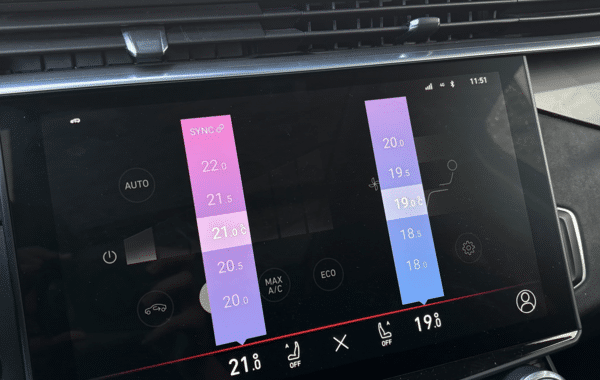 lynk-co-01-1-5-phev-261ch-dcth-7 - 176804686
