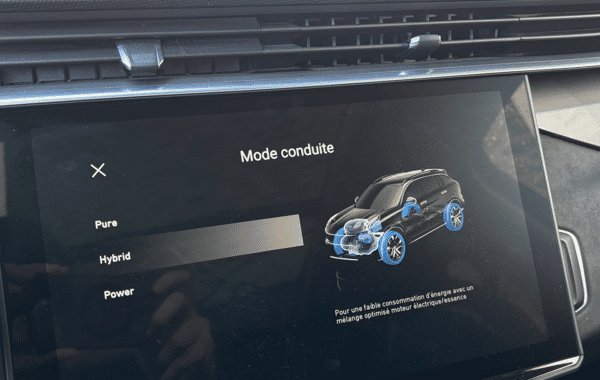 lynk-co-01-1-5-phev-261ch-dcth-7 - 176804686