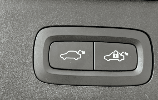 lynk-co-01-1-5-phev-261ch-dcth-7 - 176804686