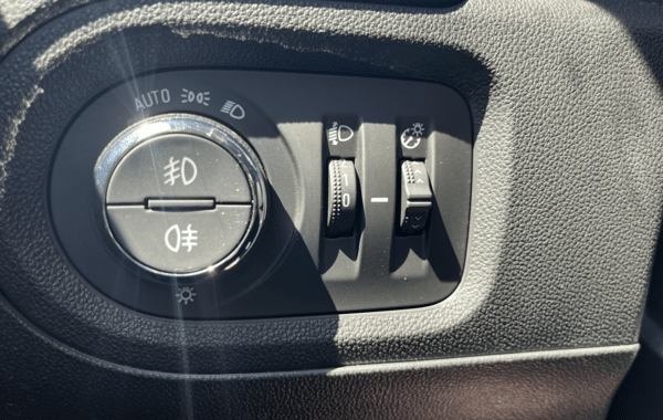 opel-grandland-x-hybrid4-300ch-elite - 81704686