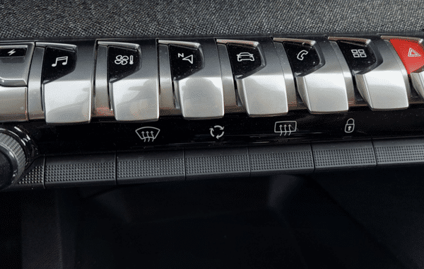 peugeot-3008-hybrid-225ch-allure-pack-e-eat8 - 86454686