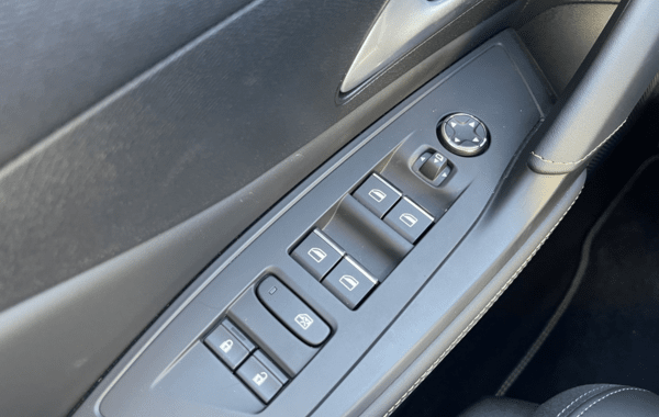 peugeot-308-1-2-puretech-130ch-s-s-gt-eat8 - 91434686