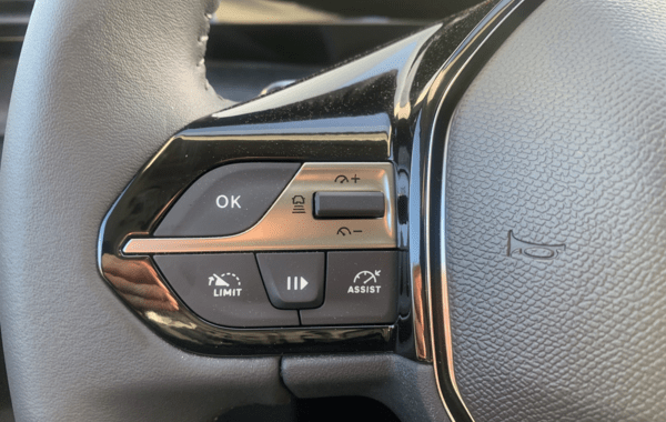 peugeot-308-1-2-puretech-130ch-s-s-allure-pack-eat8 - 94304686