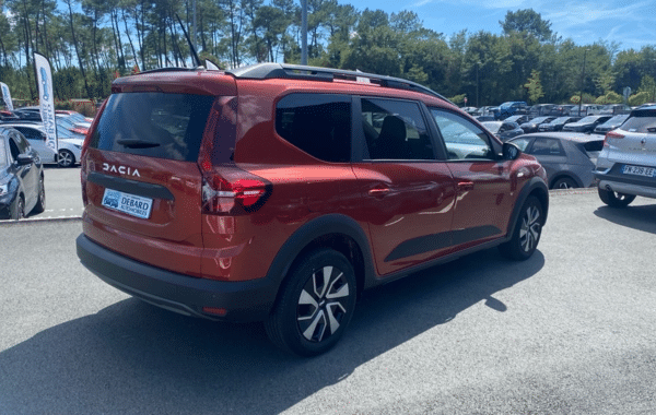 dacia-jogger-1-0-tce-110ch-expression-7-places-25 - 1000334713