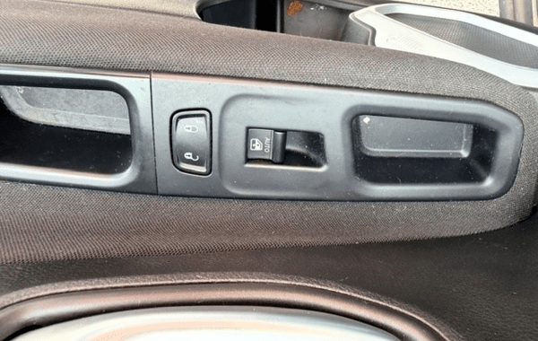 jeep-renegade-2-0-multijet-s-s-120ch-longitude-4x4 - 1000414713