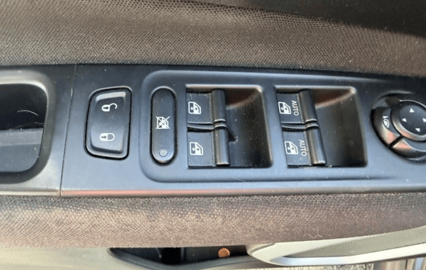 jeep-renegade-2-0-multijet-s-s-120ch-longitude-4x4 - 1000414713
